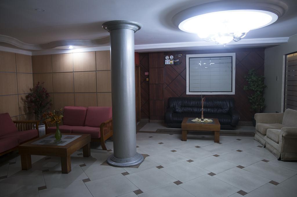 Tropical Inn Hotel กวายากิล ภายนอก รูปภาพ